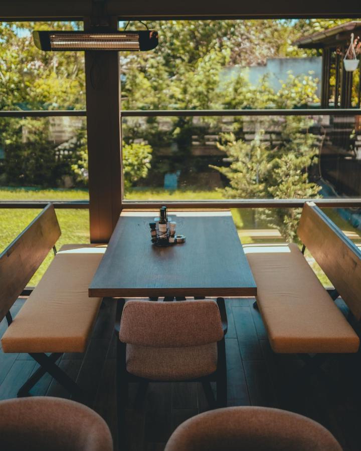 Delta Est Hotel & Restaurant Сулина Экстерьер фото